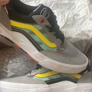 NWT Vans Wayvee 'Lucid - Grey Blazing Yellow' Mens Size 12